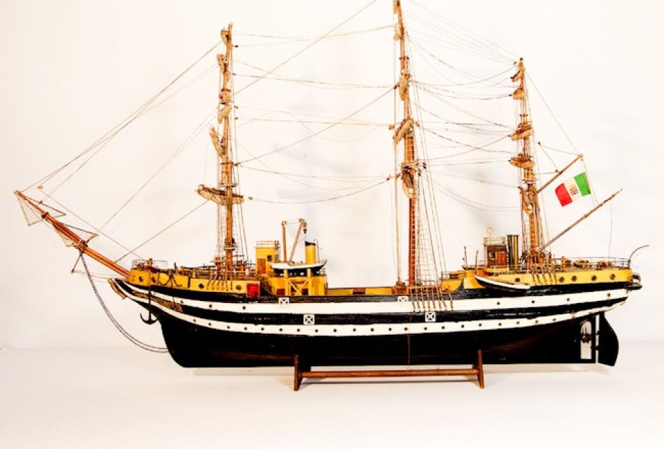 Modellino barca "Amerigo Vespucci" 