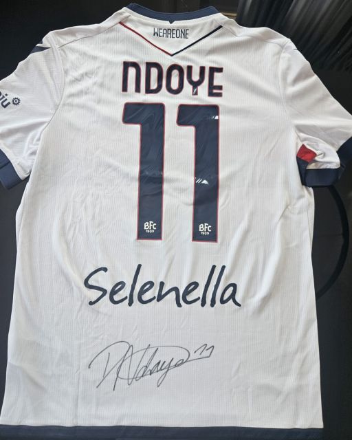 Maglia finale Coppa Italia Ndoye